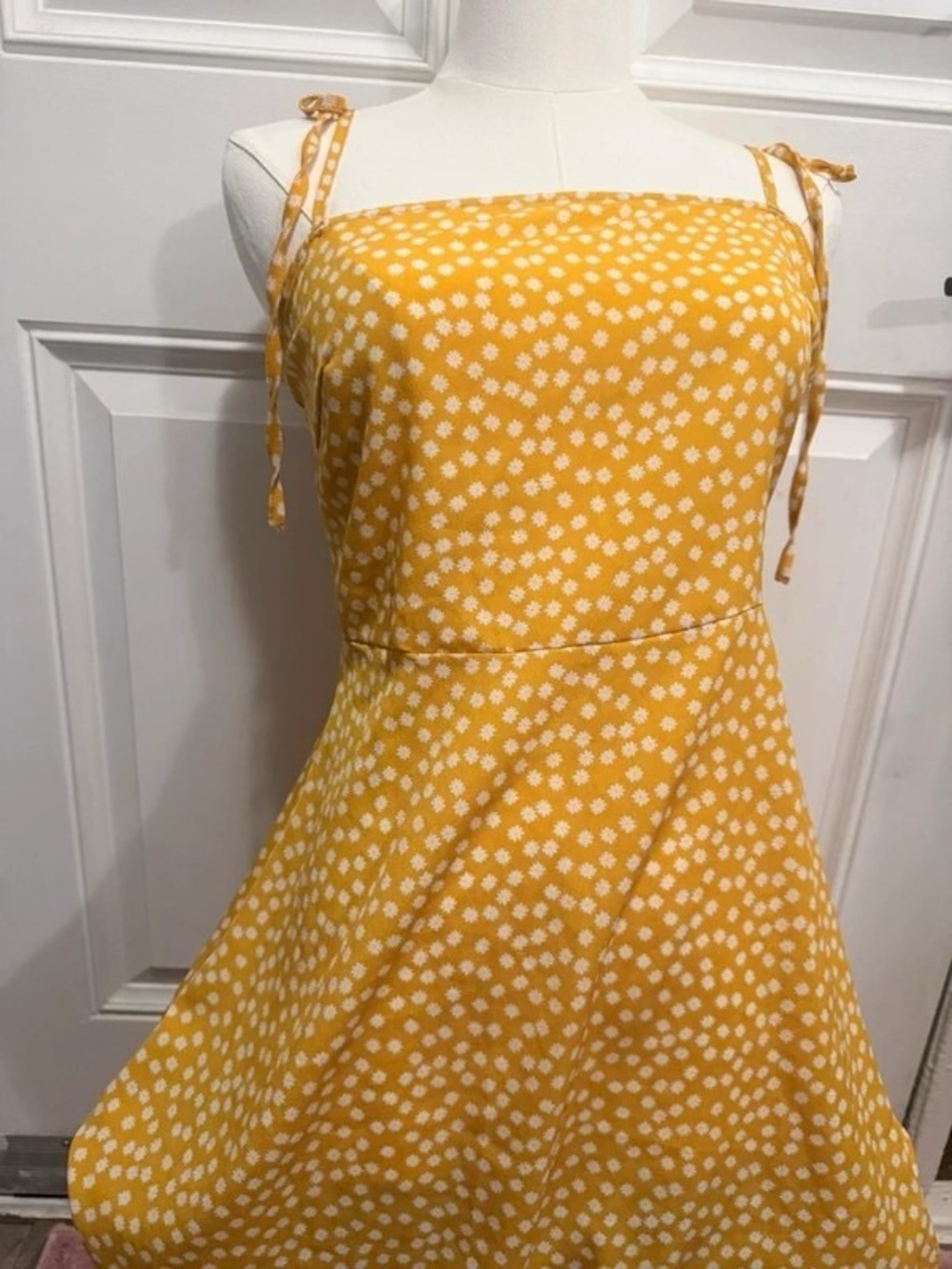 Sunny Daisy Tie-Shoulder Maxi Dress - Yellow